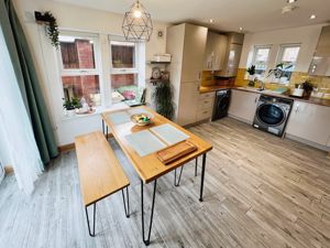 Kitchen- click for photo gallery
